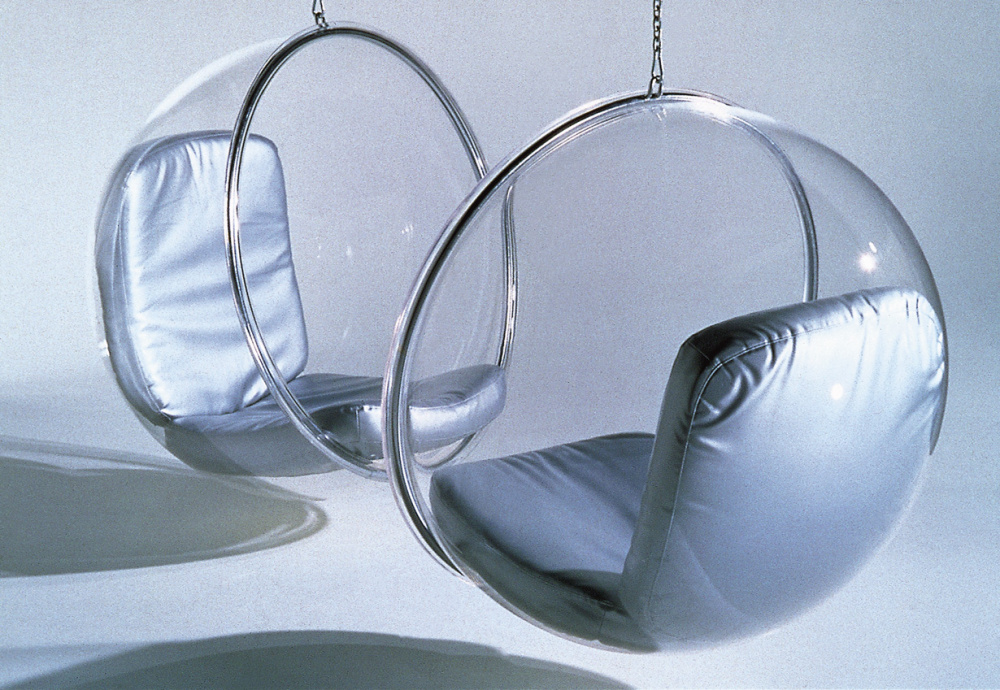 10. bubble-chairs_eero aarnio 1968.jpg