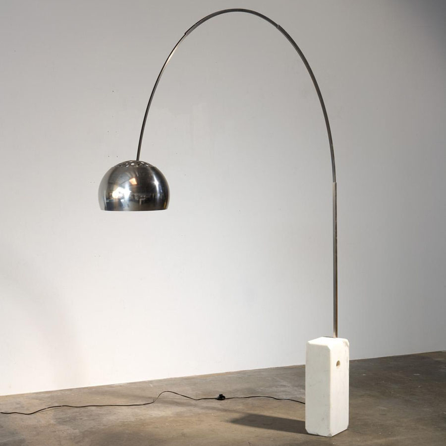 Lampe-Arco-design-Achille-Castiglioni-1962.jpg