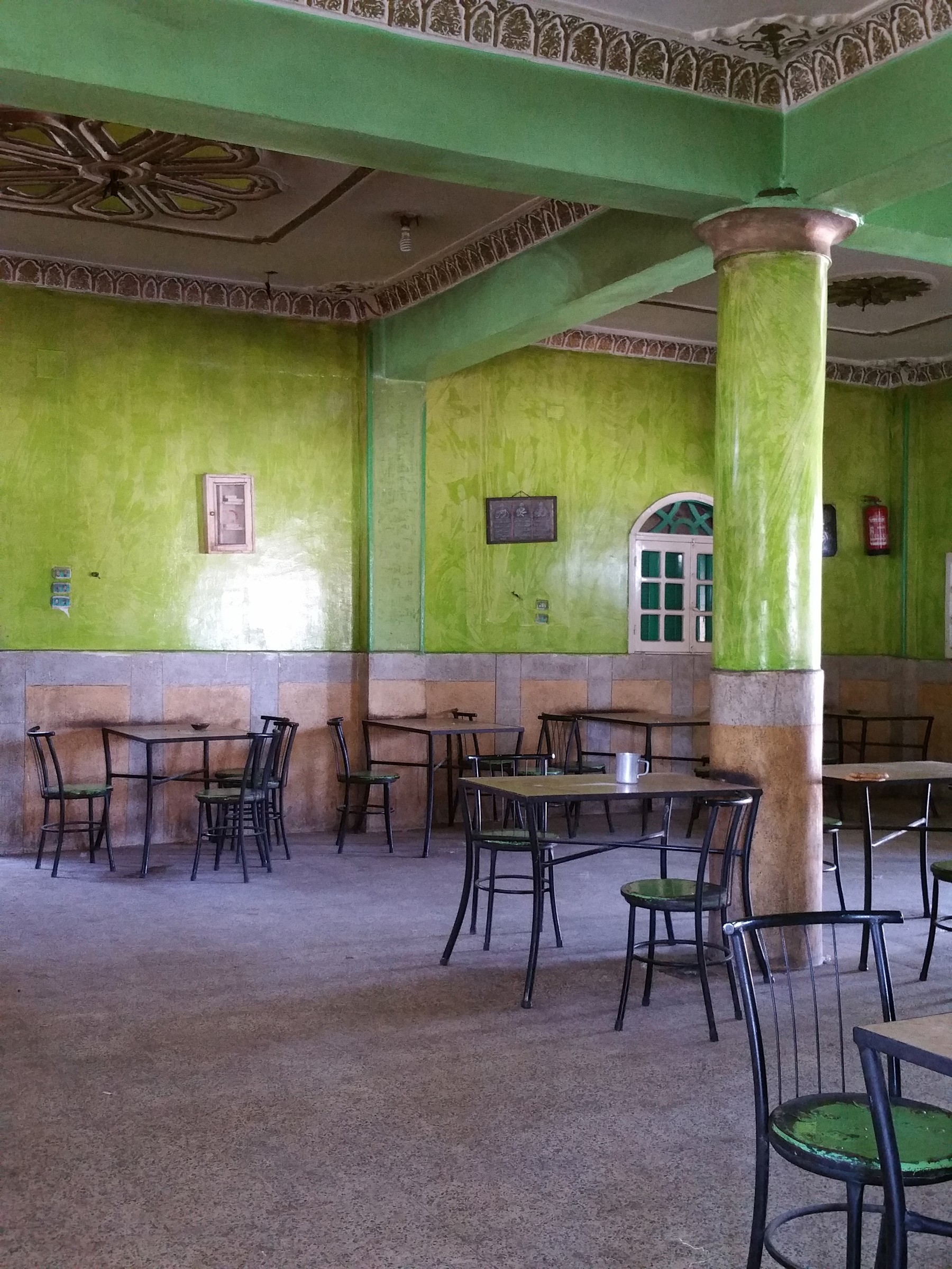 Gouvernorat de Qena - café dans le désert